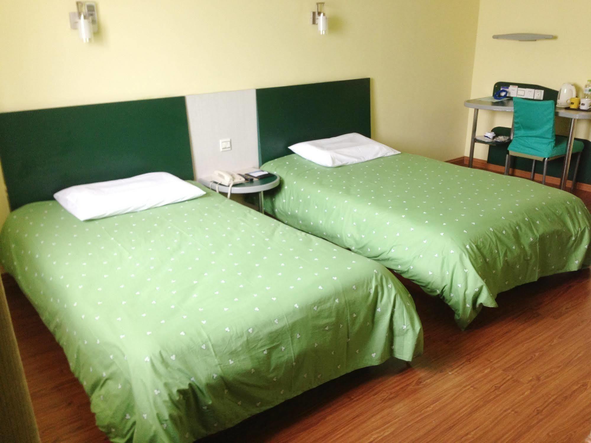 Homeinns Hotel Хойчжоу Экстерьер фото