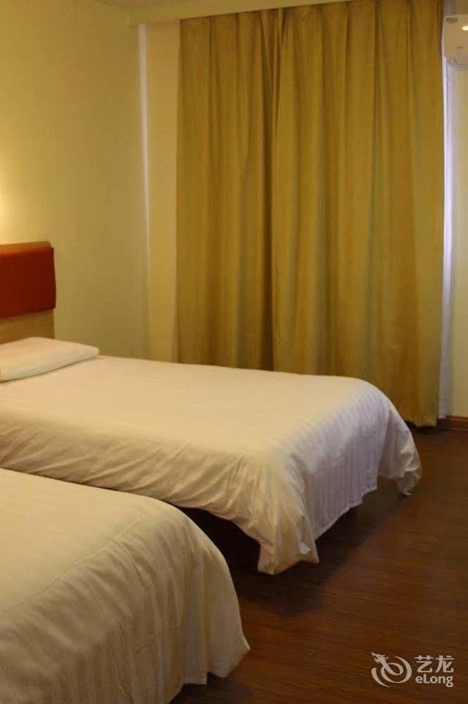 Homeinns Hotel Хойчжоу Экстерьер фото